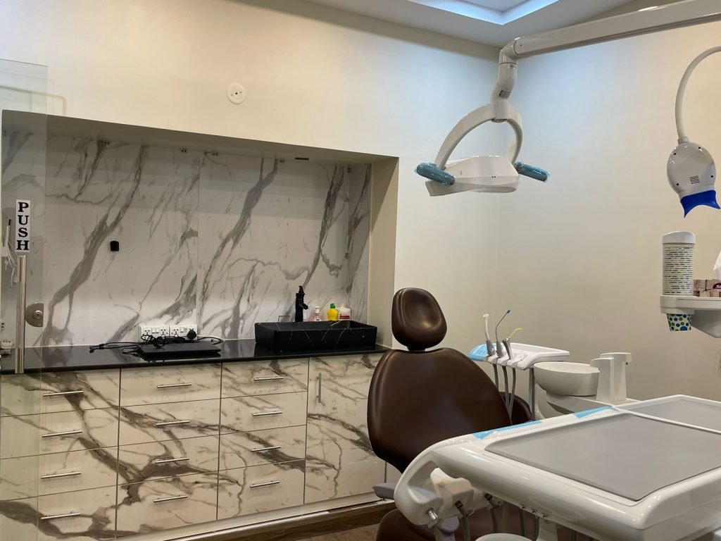 dentist in lahore